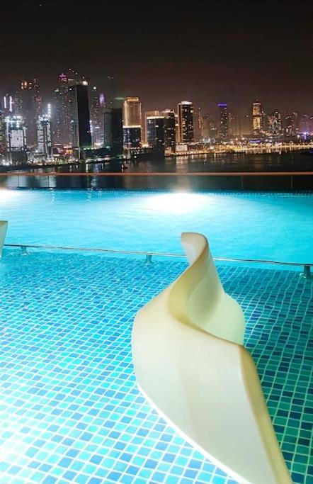Amazing Apartment With Infinity Pool 두바이 외부 사진