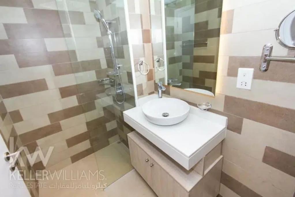 Amazing Apartment With Infinity Pool 두바이 외부 사진