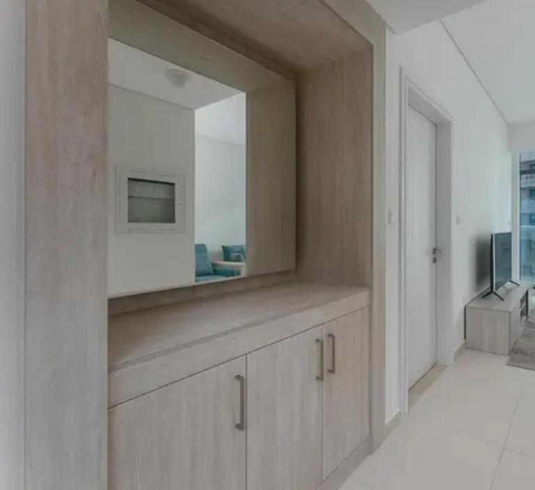 Amazing Apartment With Infinity Pool 두바이 객실 사진